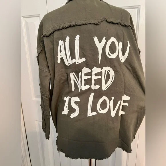 NWT Elan Dawn All You Need Is Love Distressed Jacket/Shacket Olive Green Medium - Picture 7 of 10